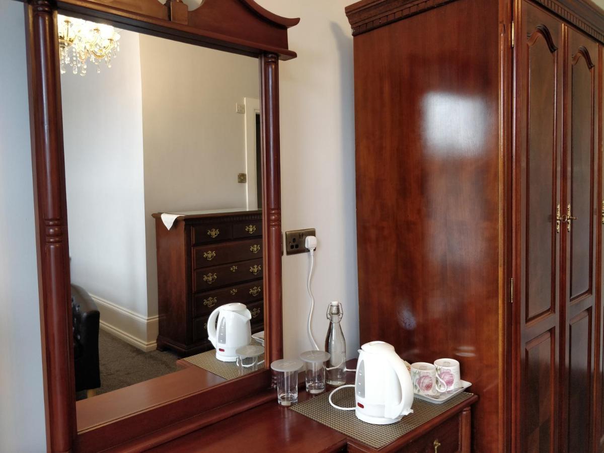 เดอะ เชอร์ลีย์ Bed & Breakfast ทอร์คิ ภายนอก รูปภาพ