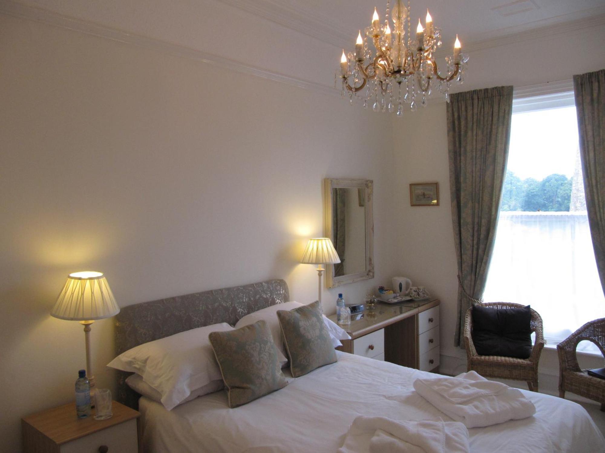 เดอะ เชอร์ลีย์ Bed & Breakfast ทอร์คิ ภายนอก รูปภาพ